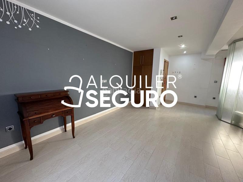 Foto 33bbc1a9-eea6-4935-91d7-6d9a86cec661. Location appartement avec chauffage dans Mestalla Valencia