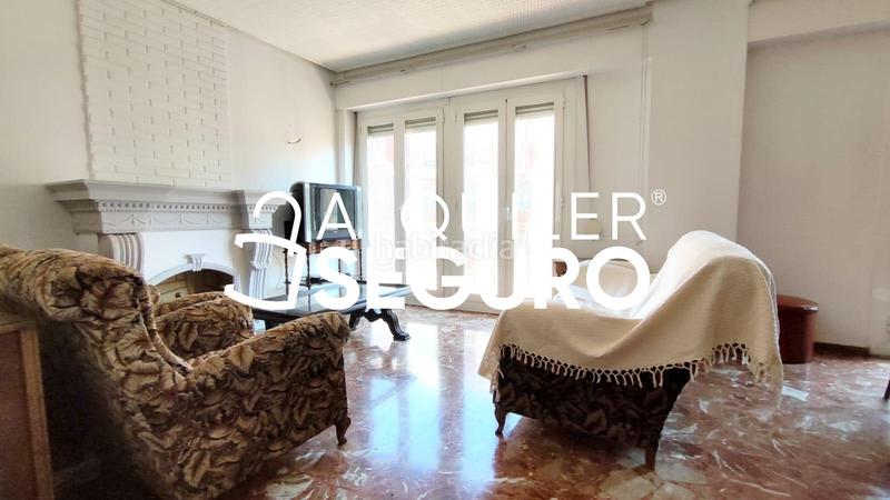 Foto 6eb7fb39-d5b8-41fd-bdbf-344a0e76c3be. Alquiler piso  av. oest en El Pilar Valencia