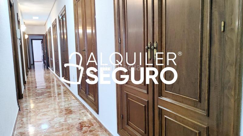 Foto ac9ff949-4f0d-4a8c-84f6-90ae8242a704. Alquiler piso  av. oest en El Pilar Valencia