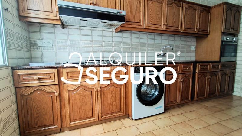 Foto 2d5171a4-ae05-4b8a-917e-83471fb6212a. Rent flat in El Pilar Valencia