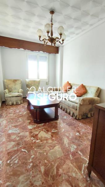 Foto 9a1cd753-0872-4c2b-be0a-18076857cb2f. Rent flat in El Pilar Valencia