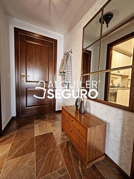 Foto 3629a9a2-a7d5-44d9-9866-814a8008004b. Alquiler piso  c arzobispo pedro de castro en Granada