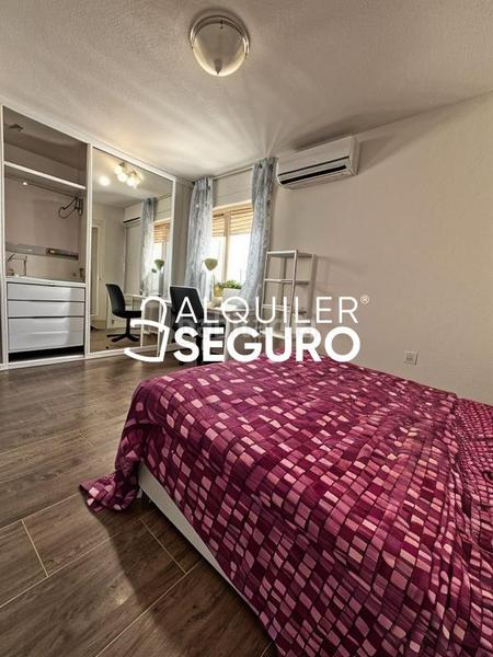 Foto 065f333a-079e-40af-897f-c647c6c99bc6. Location appartement avec parking dans Joaquina Eguaras Granada