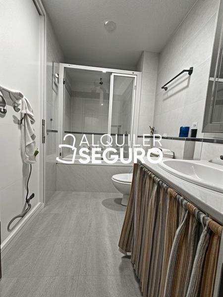 Foto 3302c3d5-3152-494b-8ee5-42e37b16bb82. Location appartement avec parking dans Joaquina Eguaras Granada