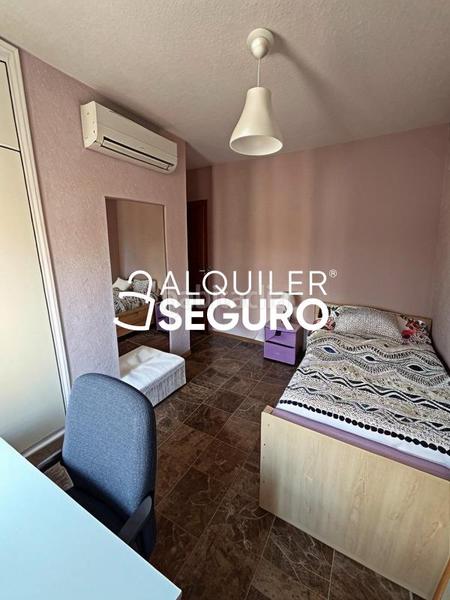 Foto 7bccd32f-08fb-49be-a95f-4215ecd86494. Location appartement avec parking dans Joaquina Eguaras Granada