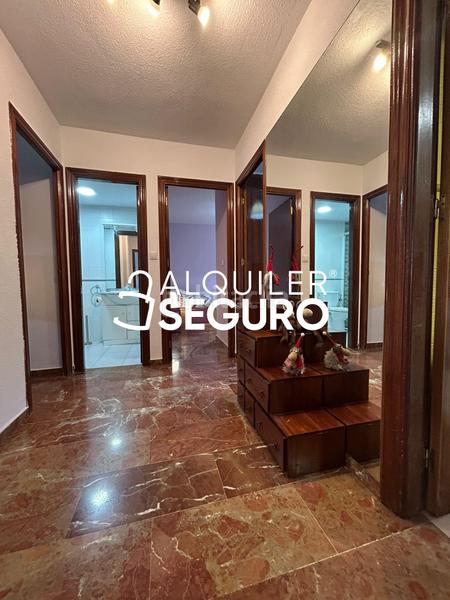 Foto a7db4ea9-b2db-4cf4-94c4-1403c15d2edc. Location appartement avec parking dans Joaquina Eguaras Granada