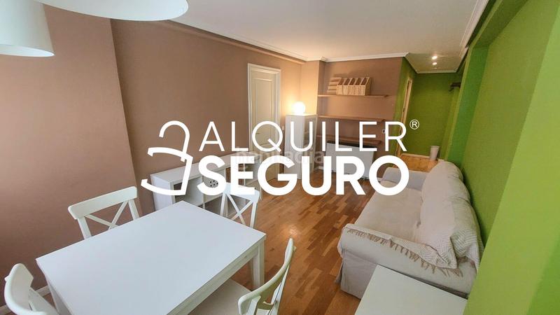 Foto 4d3a8fc0-3ccd-49d9-ae61-7111c89152b4. Alquiler piso  av. del doctor federico rubio y galí en Madrid