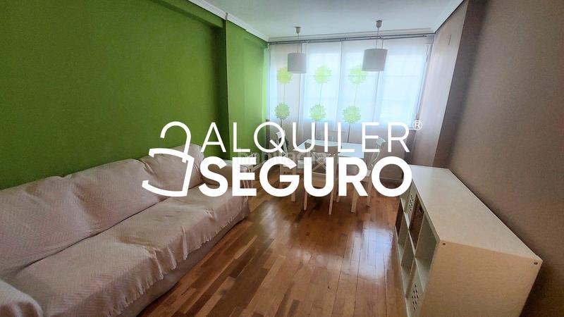 Foto 805278ee-edae-4735-ad6e-dfccd642a90b. Alquiler piso  av. del doctor federico rubio y galí en Madrid