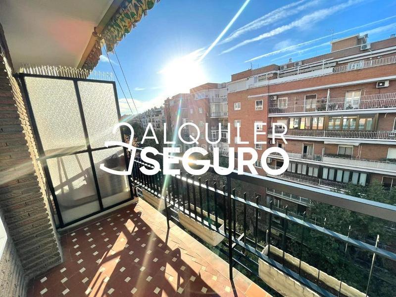 Foto 9bbc50f9-1e21-41ce-98ba-92491183d0a7. Miete etagenwohnung mit heizung in Prosperidad Madrid