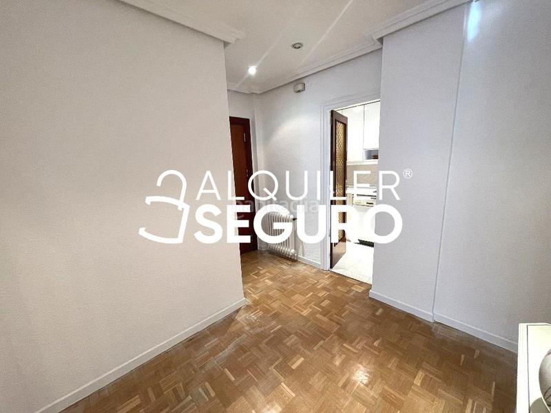 Foto beb66c59-3833-4e6d-8d62-7e431d0ad904. Miete etagenwohnung mit heizung in Prosperidad Madrid