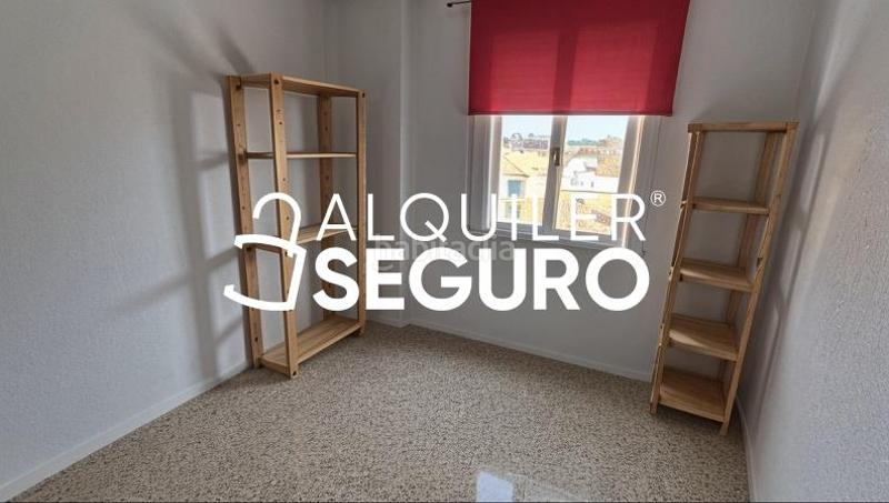 Foto 6a430fce-c02a-4dee-aeb4-10c9a78a9271. Alquiler piso  c salesiano agustin pacho en Centro Alcalá de Guadaira