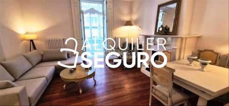Foto aecdc0f3-a0c5-48a0-b840-aa88d659f924. Location appartement avec chauffage dans Centro Gijón