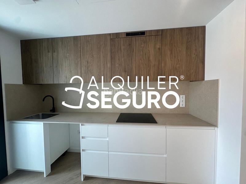 Foto b94a530f-ee63-44d1-b4e8-fa3d62cee7b1. Lloguer pis amb aparcament a Alcácer