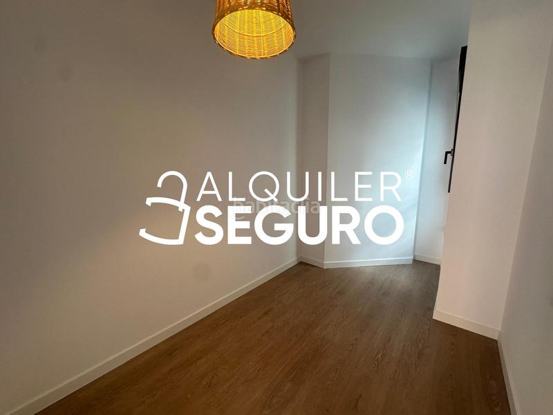 Foto bc6eb1e8-26ec-42f9-8731-1fbe5df1e4ce. Lloguer pis amb aparcament a Alcácer