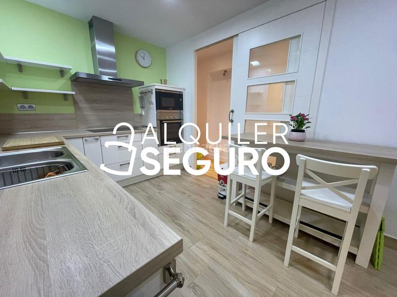 Foto 1a3210a4-afaa-4c4e-ac86-a6e568b3d672. Location appartement avec chauffage parking dans Fuente del Berro Madrid