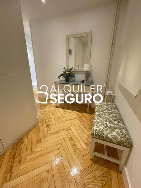 Foto 39b1cf85-33e7-495f-b3c7-5f814725d15e. Location appartement avec chauffage parking dans Fuente del Berro Madrid