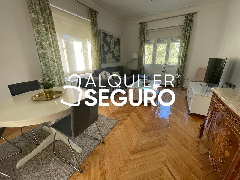 Foto b67f396e-f28a-4e34-8ae7-a1759028749c. Location appartement avec chauffage parking dans Fuente del Berro Madrid