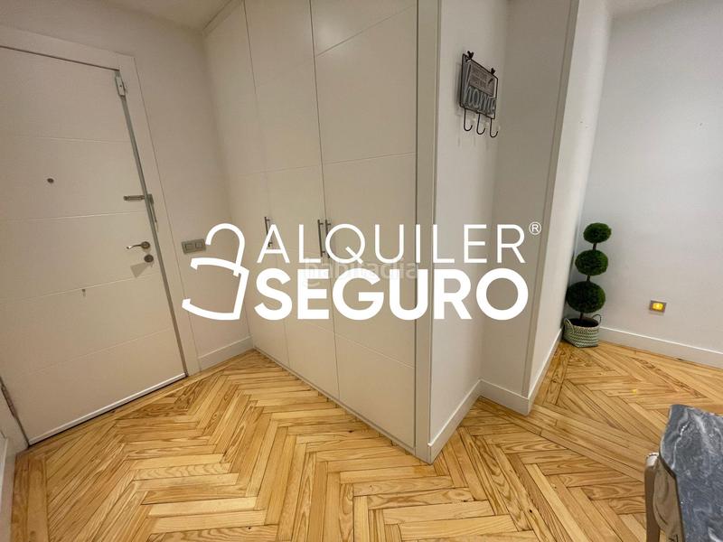 Foto 9a47cb9f-4176-4da8-a9a0-a3a42775f551. Miete etagenwohnung mit heizung parking in Fuente del Berro Madrid