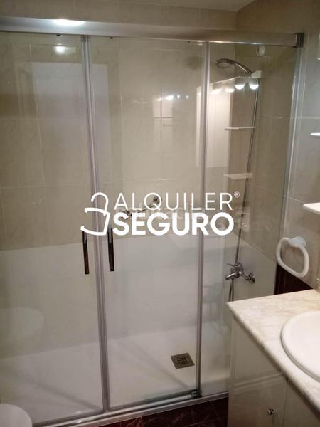 Foto 50e0d814-aa4f-411b-802c-2fad0bf1dc7a. Miete etagenwohnung mit heizung parking in Parquesol Valladolid