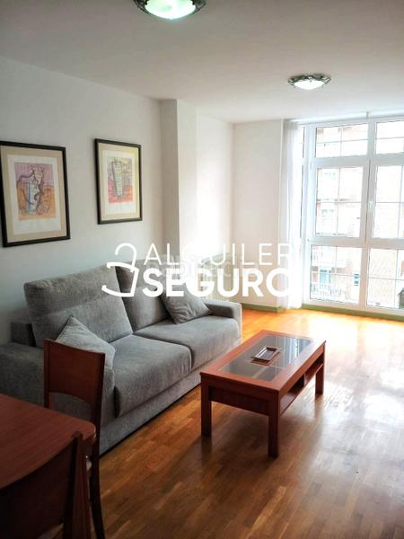Foto 89ae3359-e2ad-446d-bf67-362408f4b557. Rent flat with heating parking in Parquesol Valladolid