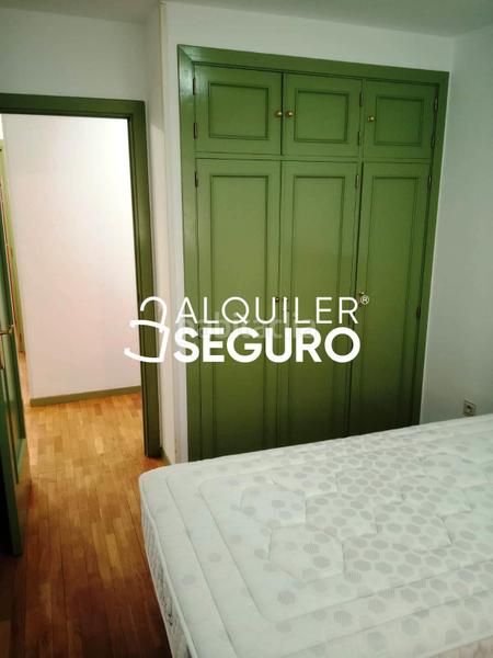 Foto 9ca588ad-281c-4ac9-b4bb-35753edc0a63. Rent flat with heating parking in Parquesol Valladolid