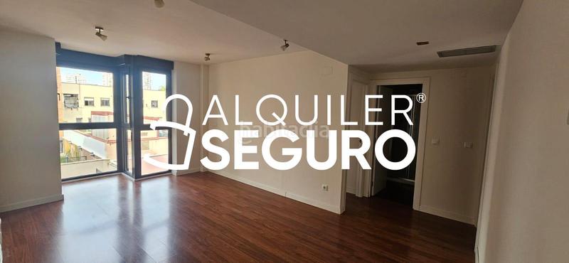 Foto 1403800b-396b-4111-a7e0-d5b746d5eb91. Rent flat with heating parking pool in Canillas Madrid