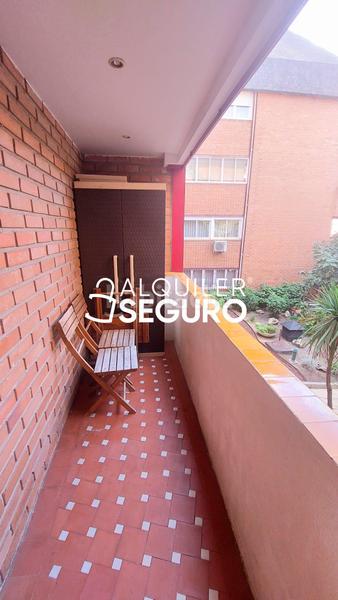 Foto cdcd7dba-d25b-4c96-b15d-89696140dfd3. Alquiler piso  c de la madre de dios en Nueva España Madrid
