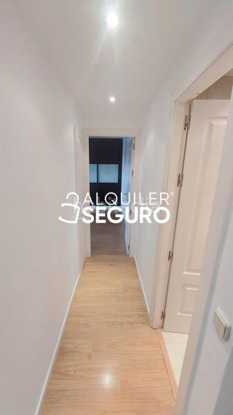 Foto e0e5cca7-1fe5-4027-a50d-c6537725bdf0. Alquiler piso  c de la madre de dios en Nueva España Madrid