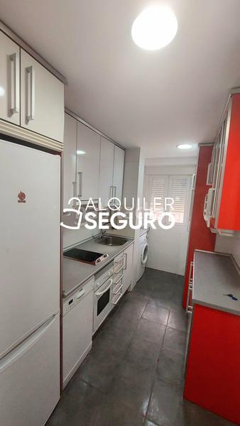 Foto 43155046-306c-4de6-a2ef-64e363ad0b3e. Location appartement avec chauffage piscine dans Nueva España Madrid