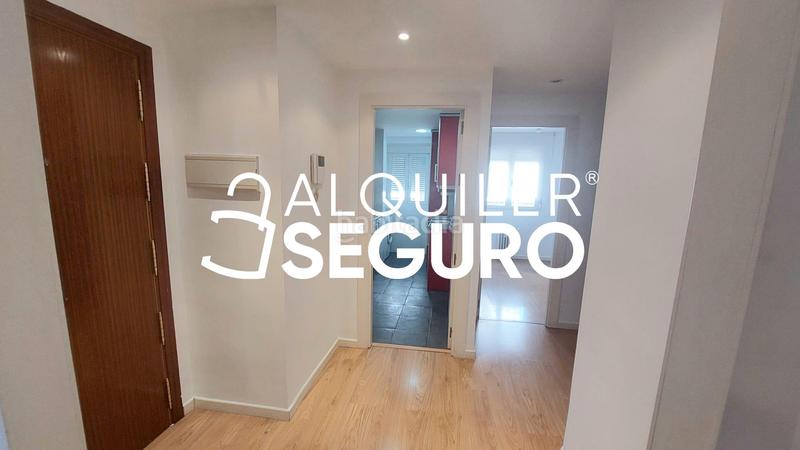 Foto 65f27edb-70cd-458c-840e-9b8f87e5b7b2. Location appartement avec chauffage piscine dans Nueva España Madrid