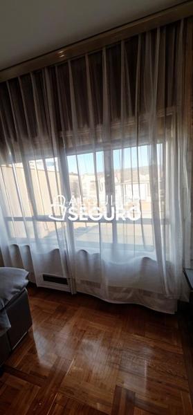 Foto 0113d493-89d6-49c6-9726-eaa35e6fde2b. Miete etagenwohnung mit heizung in Fozaneldi - Tenderina Oviedo