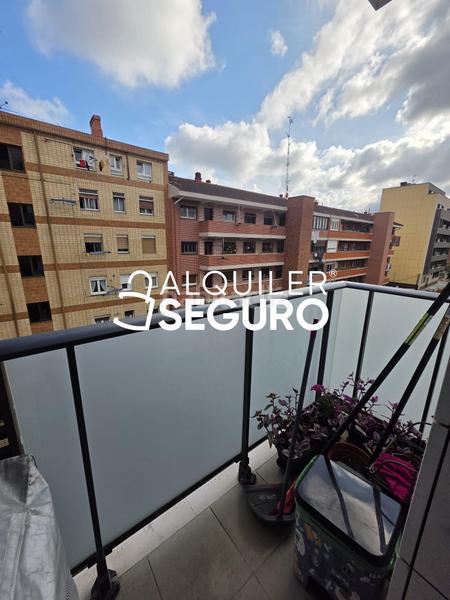 Foto eb206359-c6d3-4516-b8c5-3afe893f31c0. Alquiler piso  c ferrerias en Lasesarre Barakaldo