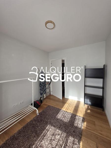 Foto f3ec75a9-6f92-4715-9d52-ef9905722aab. Rent flat with heating in Lasesarre Barakaldo