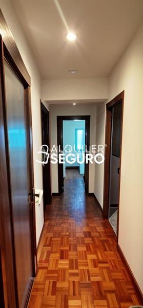 Foto b8d61917-fd25-4c4a-8677-c1f03126fbac. Alquiler piso  c muñoz degraín oviedo en Ciudad Universitaria Madrid