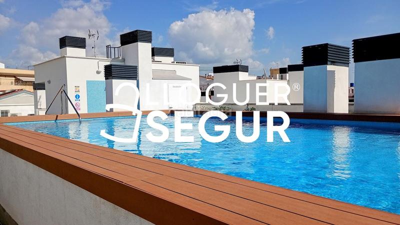 Foto ee5cd5b0-35c2-4812-bc47-646537cf5801. Lloguer pis amb calefacció aparcament piscina a Centrevila Vilanova i la Geltrú