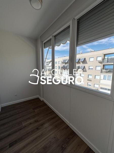 Foto 43f74fbb-a93f-4d56-bddb-fe75cd63a548. Affitto appartamento con riscaldamento in Reyes Católicos Alcalá de Henares