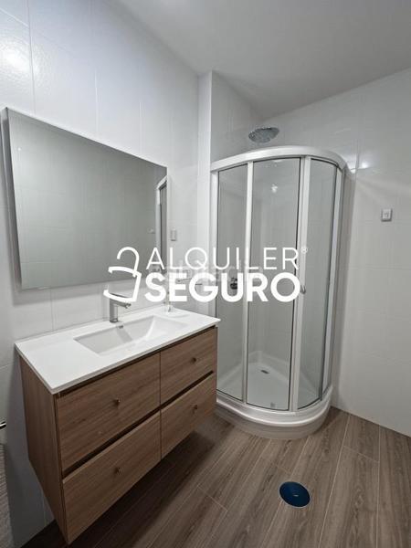 Foto f94cc774-7c65-4a84-a391-40258689dacb. Alquiler piso  c el greco en Reyes Católicos Alcalá de Henares