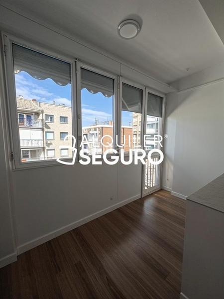 Foto d720ebd8-f0c1-40ba-9be1-ee46eaf52744. Location appartement avec chauffage dans Reyes Católicos Alcalá de Henares