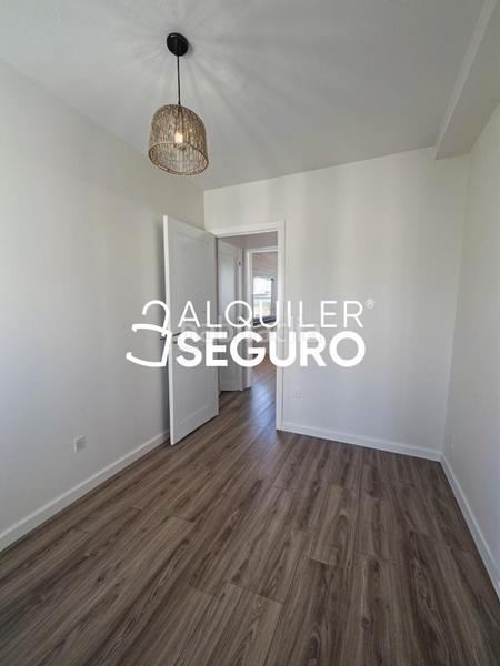 Foto adc1483f-70c0-413f-83eb-a68328838453. Rent flat with heating in Reyes Católicos Alcalá de Henares