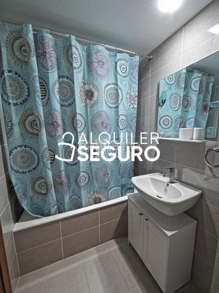 Foto 967294db-d16e-45ba-b2ca-153f9e6e0fc0. Location appartement avec chauffage parking dans Los Hueros Villalbilla