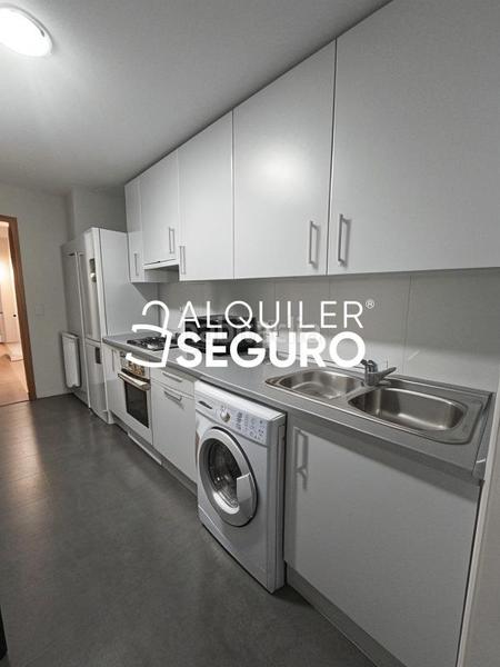 Foto 50a871e2-de6d-4464-850a-c3ca4110b1b6. Rent flat with heating parking in Los Hueros Villalbilla