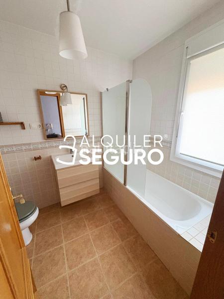 Foto a08332f6-e484-4663-9230-a2f8cb057957. Miete chalet mit heizung parking in Santo Domingo - Caudilla