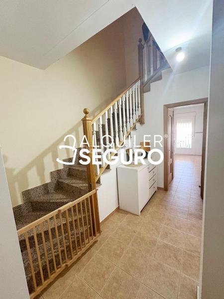 Foto cc48fc09-610d-4e01-8fa2-20c327ca2ce9. Miete chalet mit heizung parking in Santo Domingo - Caudilla