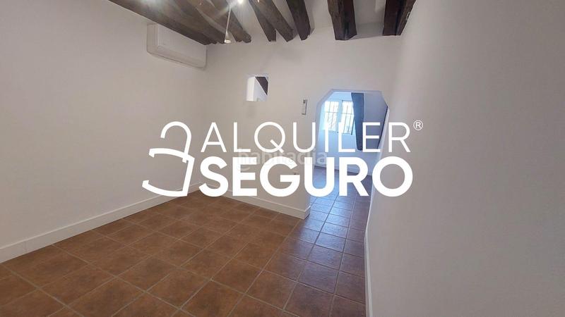 Foto 72c08a60-47b4-4c43-9dba-78b3eee9bbe6. Alquiler piso  c de la encomienda en Embajadores-Lavapiés Madrid