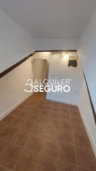 Foto f797aaf0-cc03-4284-8e47-dde201d98c4d. Alquiler piso  c de la encomienda en Embajadores-Lavapiés Madrid