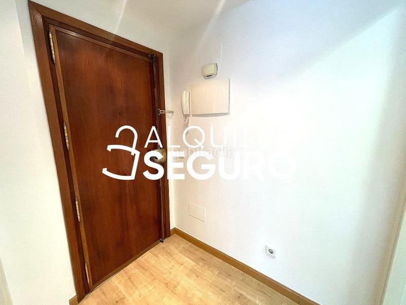 Foto 7c5d9d61-8f6d-4eea-b27d-f422f2bb469a. Miete etagenwohnung mit heizung in Adelfas Madrid