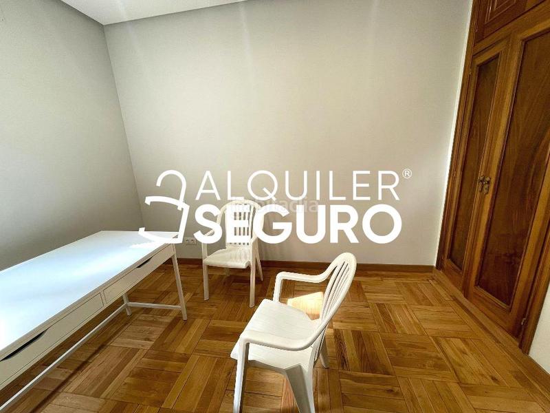 Foto ebb53cf8-e9d0-429e-a4f4-b7e0edcd3740. Alquiler piso  c del general pardiñas en Lista Madrid