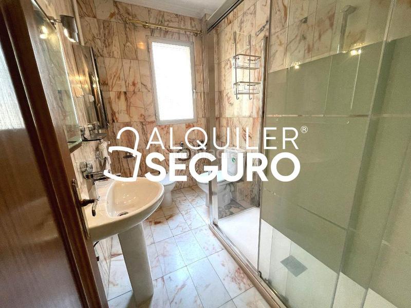 Foto 185fec67-8b0c-46b9-aff8-903ae0cc36d3. Lloguer pis amb calefacció a Lista Madrid