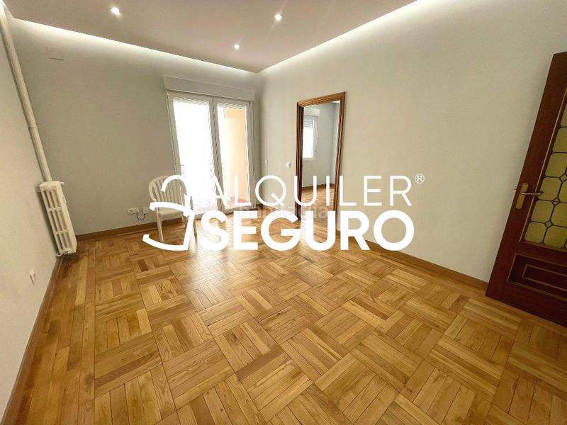 Foto 18cd071a-ddc6-4508-9240-e91fb084f012. Lloguer pis amb calefacció a Lista Madrid