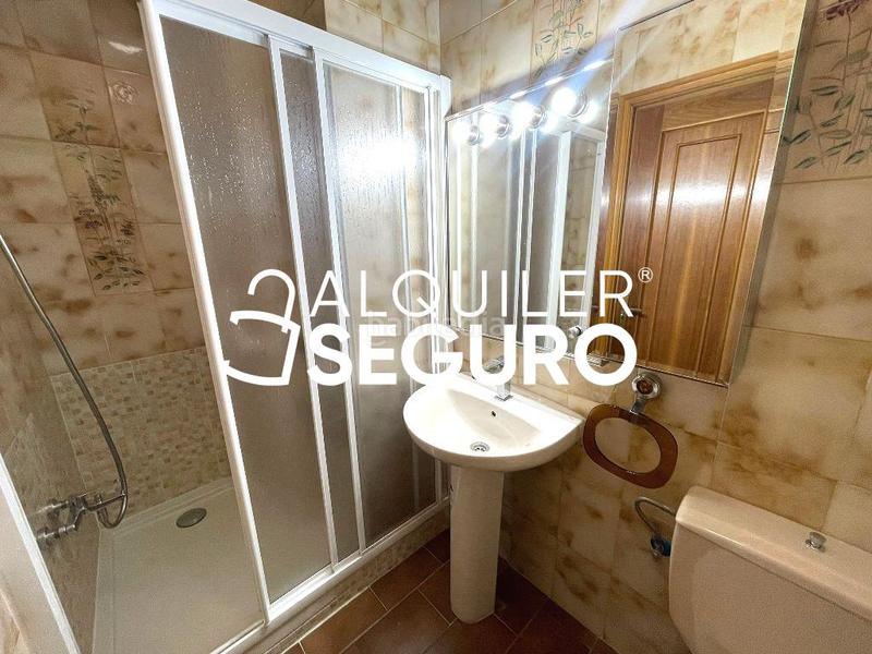 Foto 556154ea-6587-42d6-9847-365f53c8d9ef. Miete etagenwohnung mit heizung in Lista Madrid